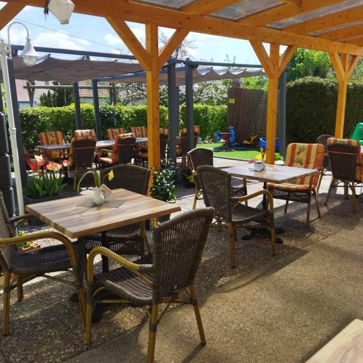 Hotel 4 Jahreszeiten Mit Restaurant Albstadt Zewnętrze zdjęcie