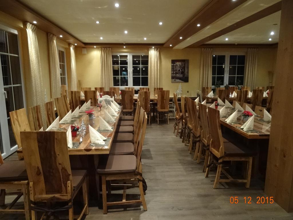 Hotel 4 Jahreszeiten Mit Restaurant Albstadt Zewnętrze zdjęcie