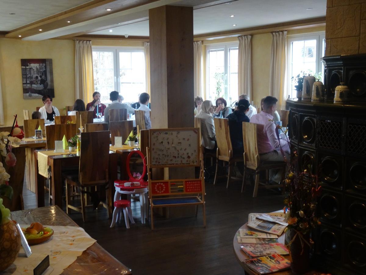 Hotel 4 Jahreszeiten Mit Restaurant Albstadt Zewnętrze zdjęcie