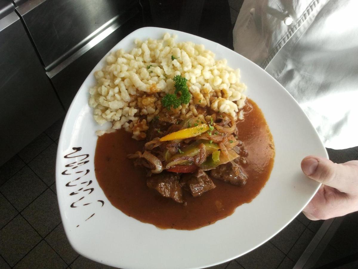 Hotel 4 Jahreszeiten Mit Restaurant Albstadt Zewnętrze zdjęcie