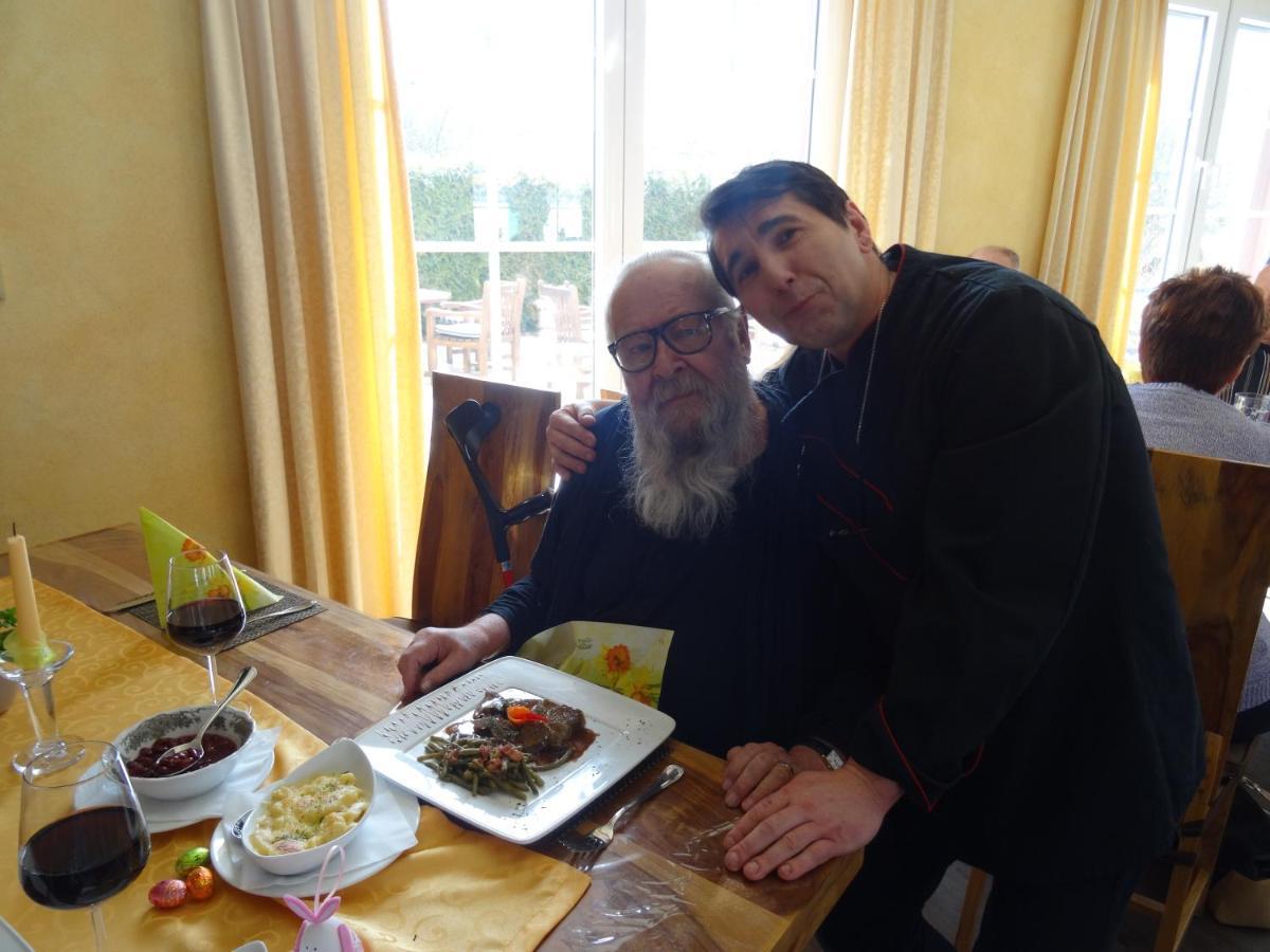 Hotel 4 Jahreszeiten Mit Restaurant Albstadt Zewnętrze zdjęcie